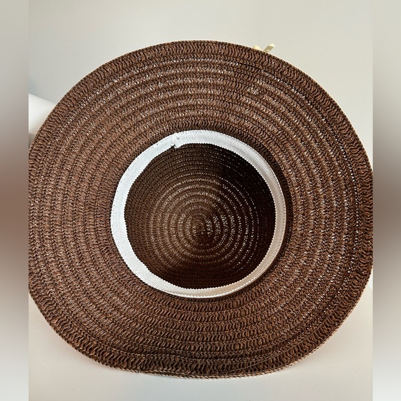 Women’s Summer Hat 👒 - Picture 3 of 3